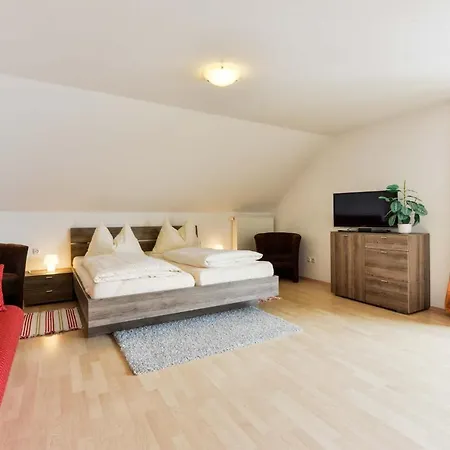 Und Kirchberger Hotel 3*