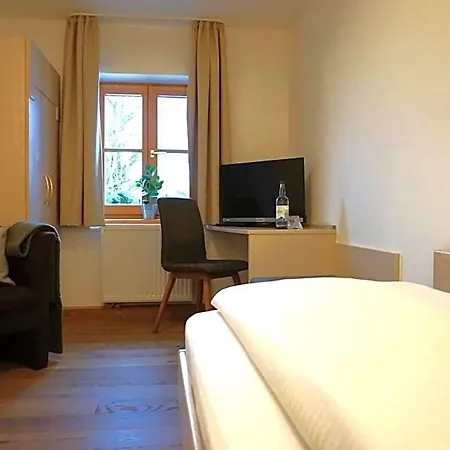 Und Kirchberger Hotel Wildsteig