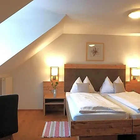 Hotel Und Kirchberger Wildsteig