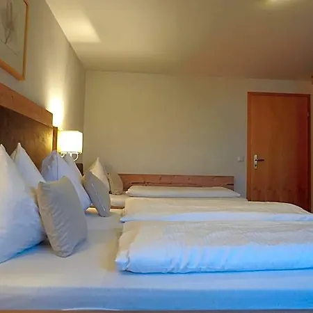 Und Kirchberger Hotel 3*