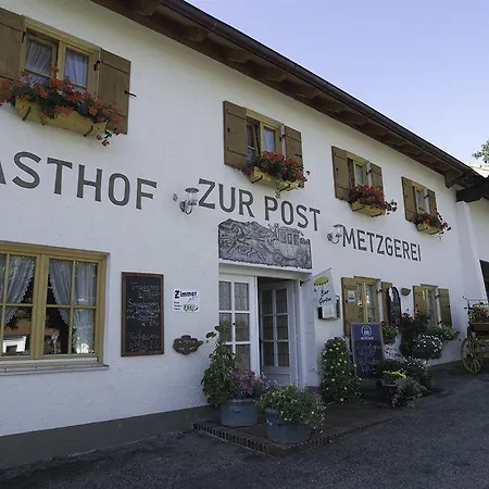 Hotel Und Kirchberger 3*
