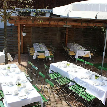 ホテル Und Kirchberger Wildsteig
